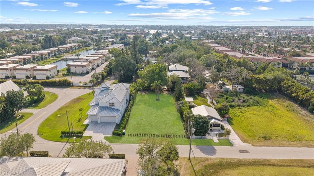 1972 FREDERICK ST, NAPLES FL 34112-1