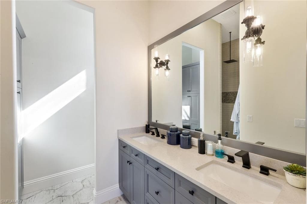 27194 Harbor DR, BONITA SPRINGS FL 34135-15