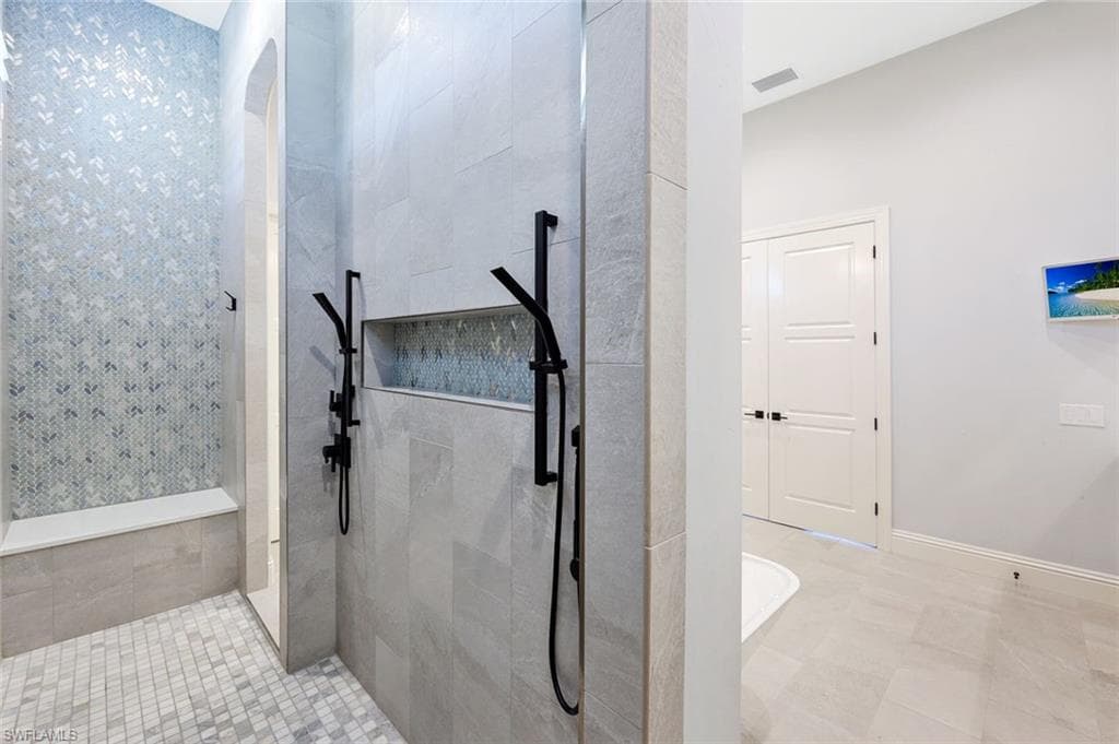 27194 Harbor DR, BONITA SPRINGS FL 34135-19