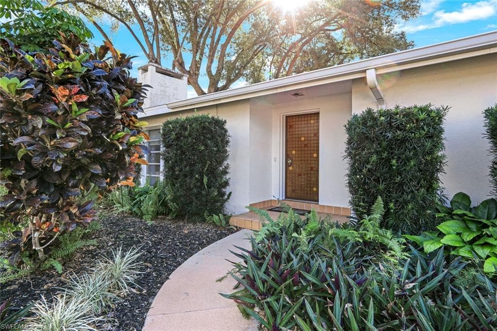 1334 Vesper DR, FORT MYERS FL 33901-24