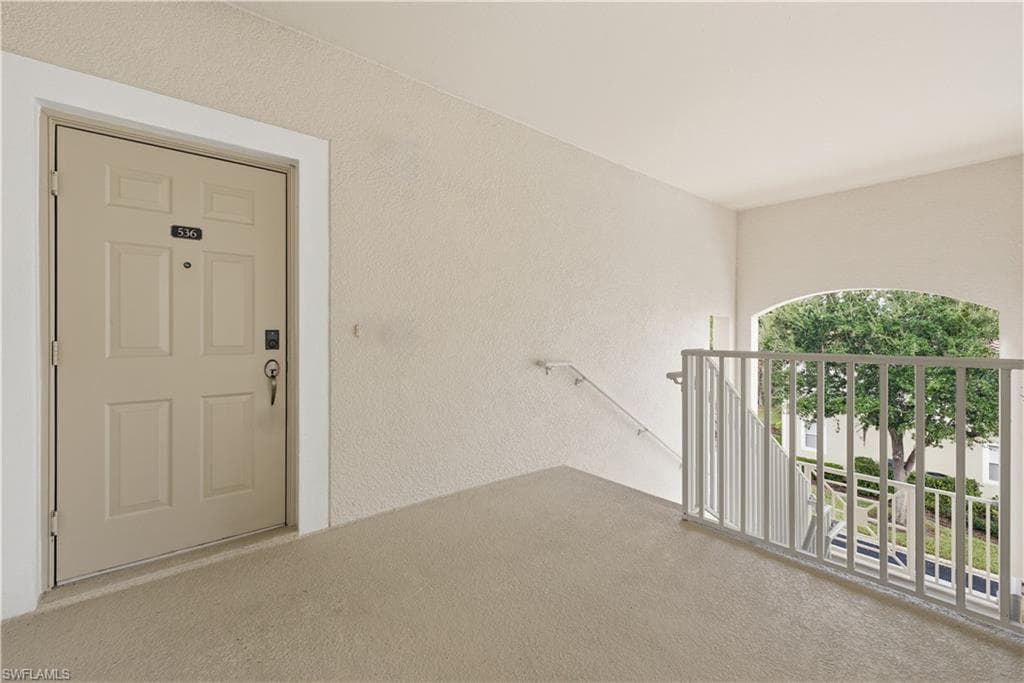 14951 Reflection Key CIR # 536, FORT MYERS FL 33907-1