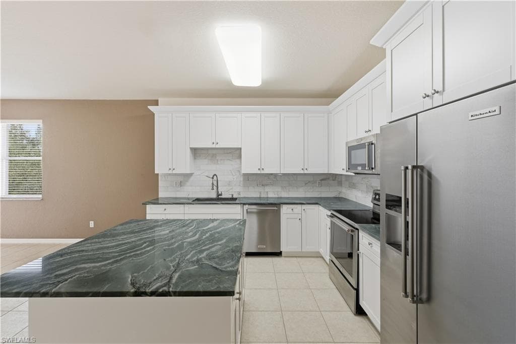 14951 Reflection Key CIR # 536, FORT MYERS FL 33907-5