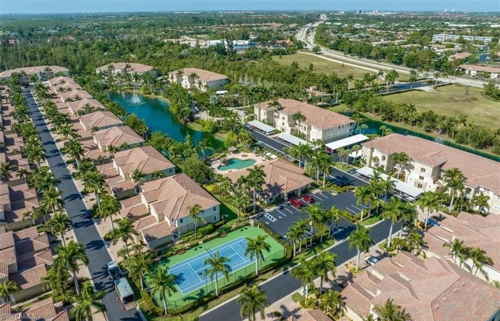 14951 Reflection Key CIR # 536, FORT MYERS FL 33907-35