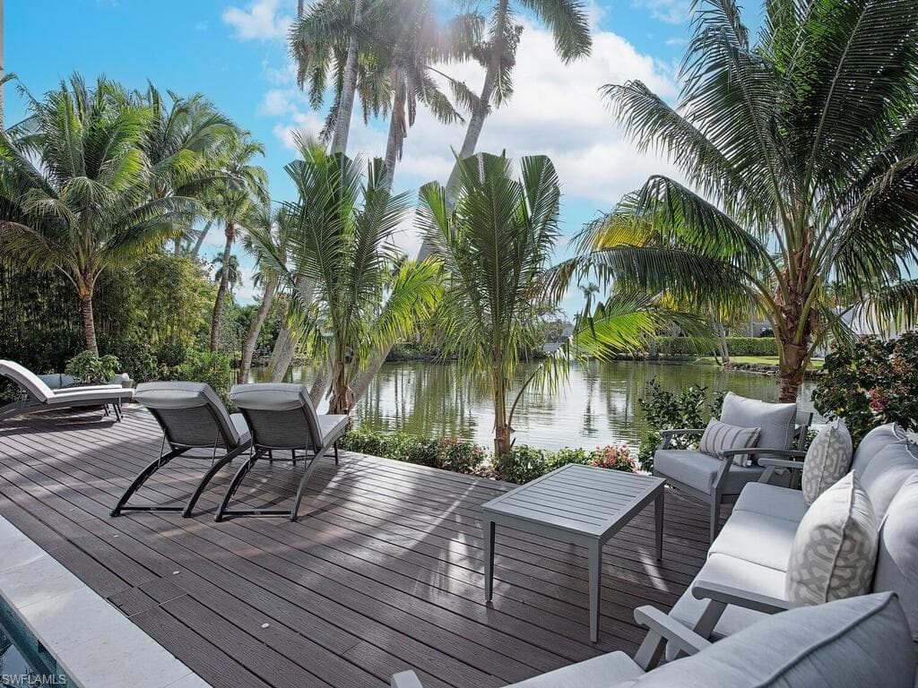 2375 Lantern LN, NAPLES FL 34102-31