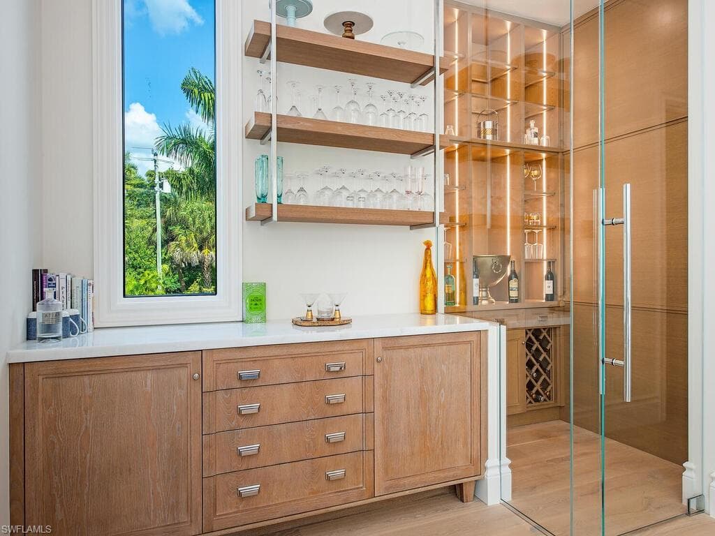 2375 Lantern LN, NAPLES FL 34102-8