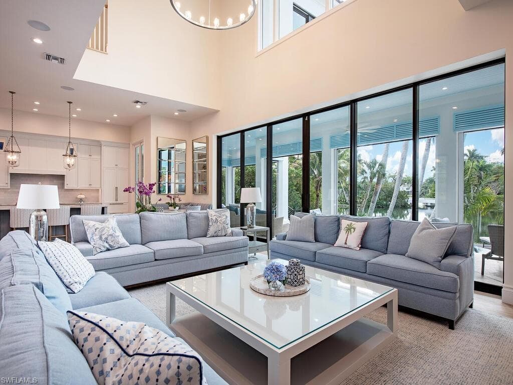 2375 Lantern LN, NAPLES FL 34102-32