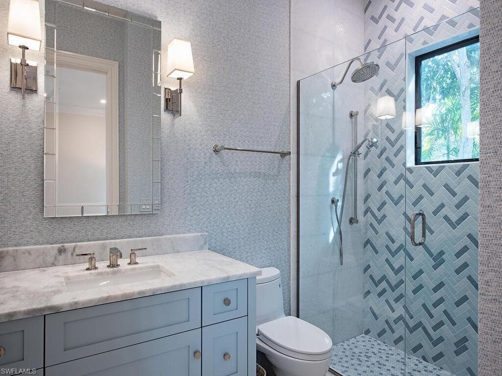 2375 Lantern LN, NAPLES FL 34102-13