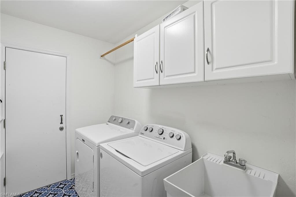 21697/699 Indian Bayou DR, FORT MYERS BEACH FL 33931-35