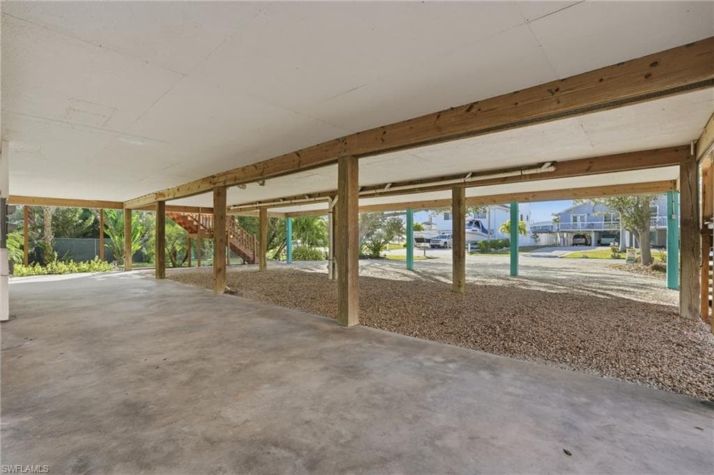 21697/699 Indian Bayou DR, FORT MYERS BEACH FL 33931-38