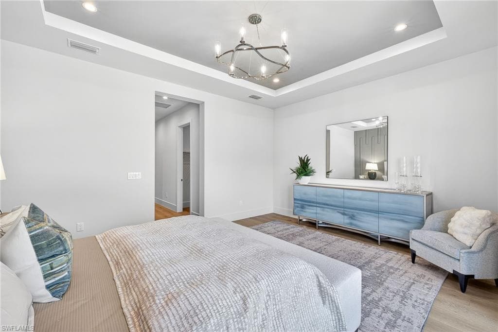 2051 Cambridge Park DR, NAPLES FL 34109-18