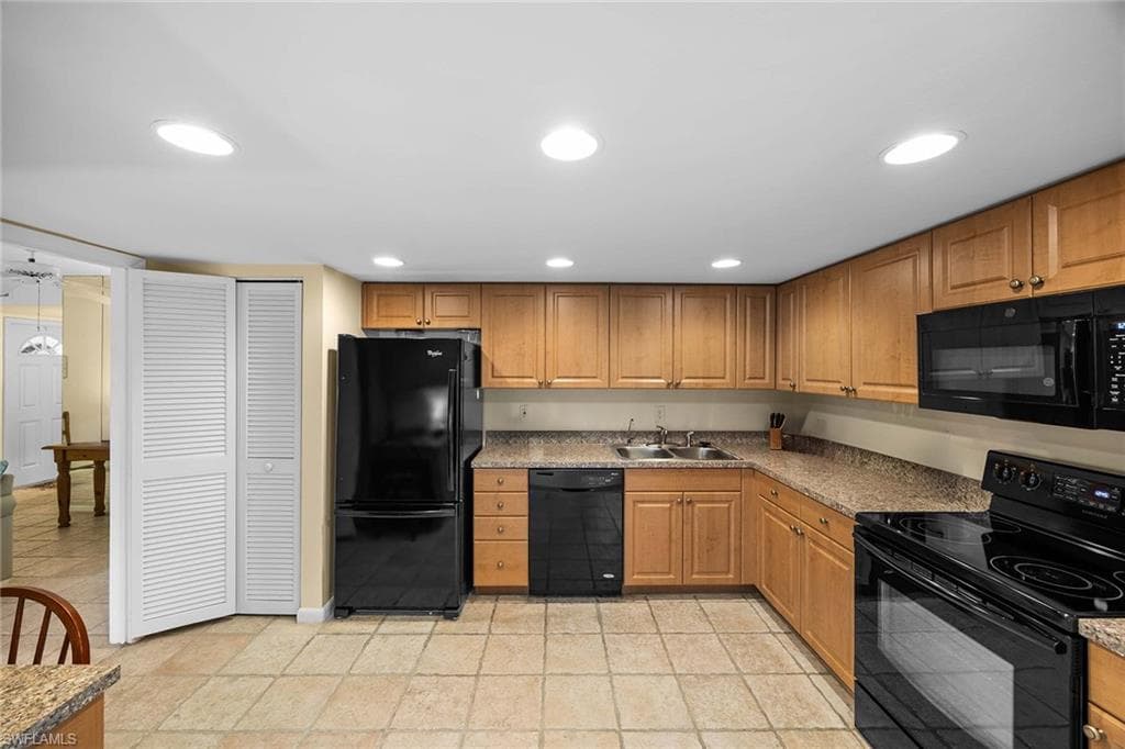 1830 Bald Eagle DR # 431A, NAPLES FL 34105-11