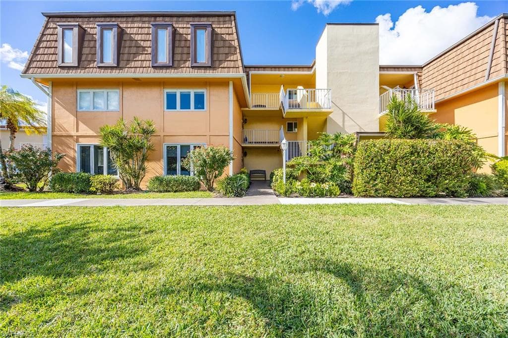 1830 Bald Eagle DR # 431A, NAPLES FL 34105-28