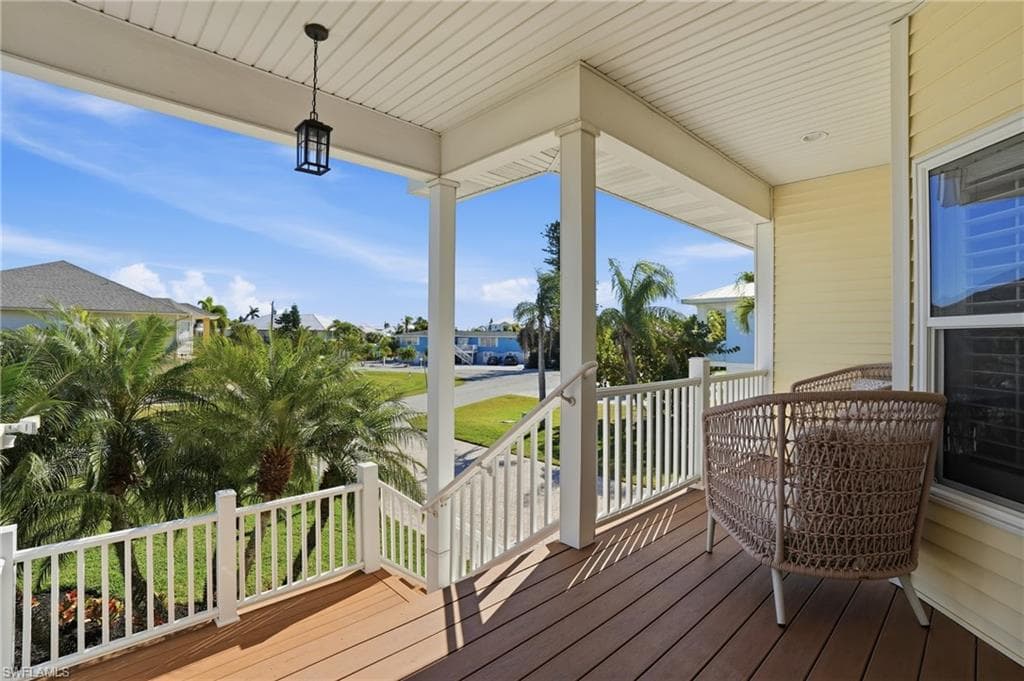 21188 Noddy Tern DR, FORT MYERS BEACH FL 33931-38