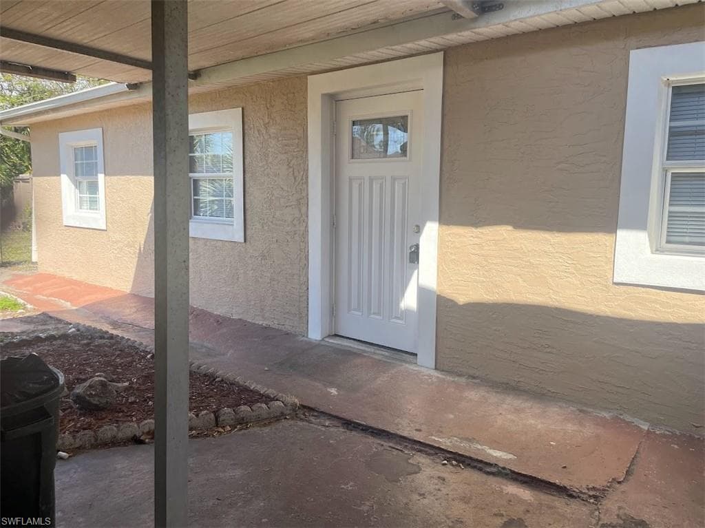 3117 Saint Charles ST, FORT MYERS FL 33916-8