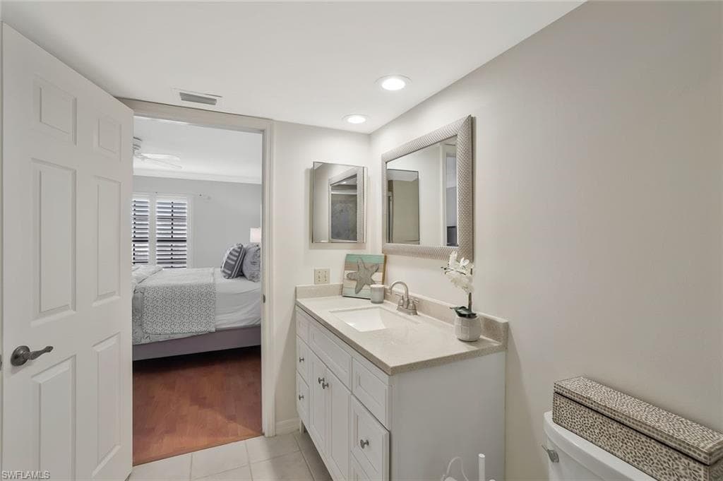 601 Augusta BLVD # 4, NAPLES FL 34113-12