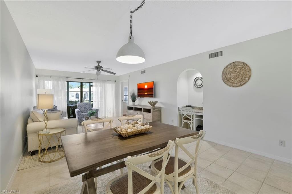 601 Augusta BLVD # 4, NAPLES FL 34113-2