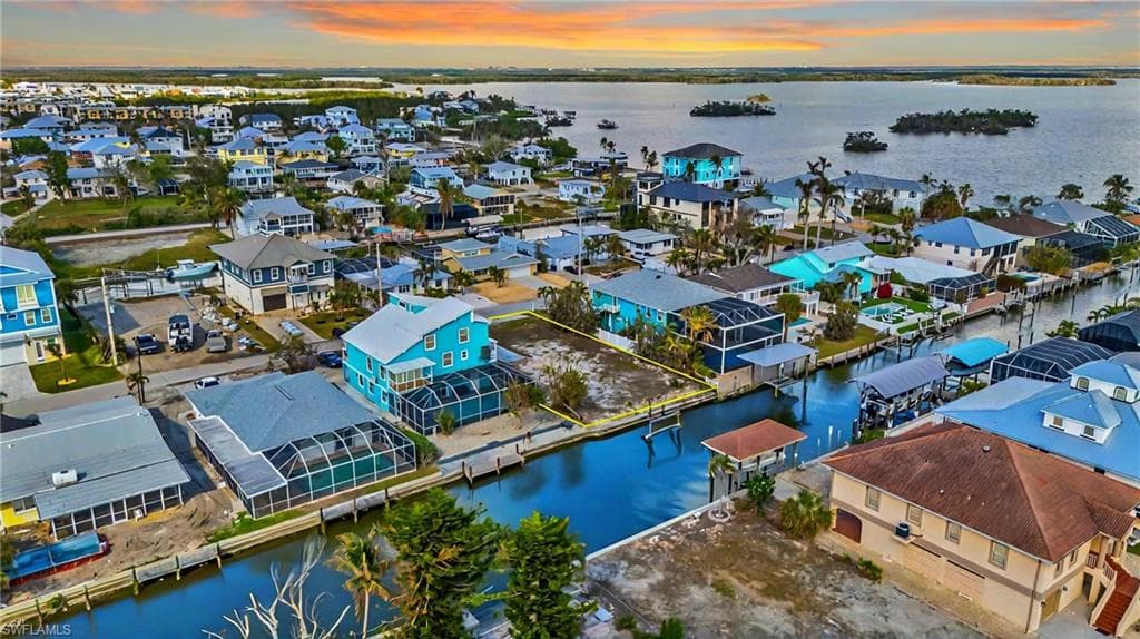 200 Curlew ST, FORT MYERS BEACH FL 33931-13