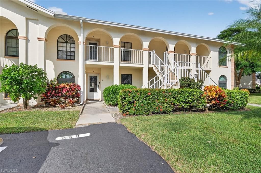 705 Augusta BLVD # 4, NAPLES FL 34113-2