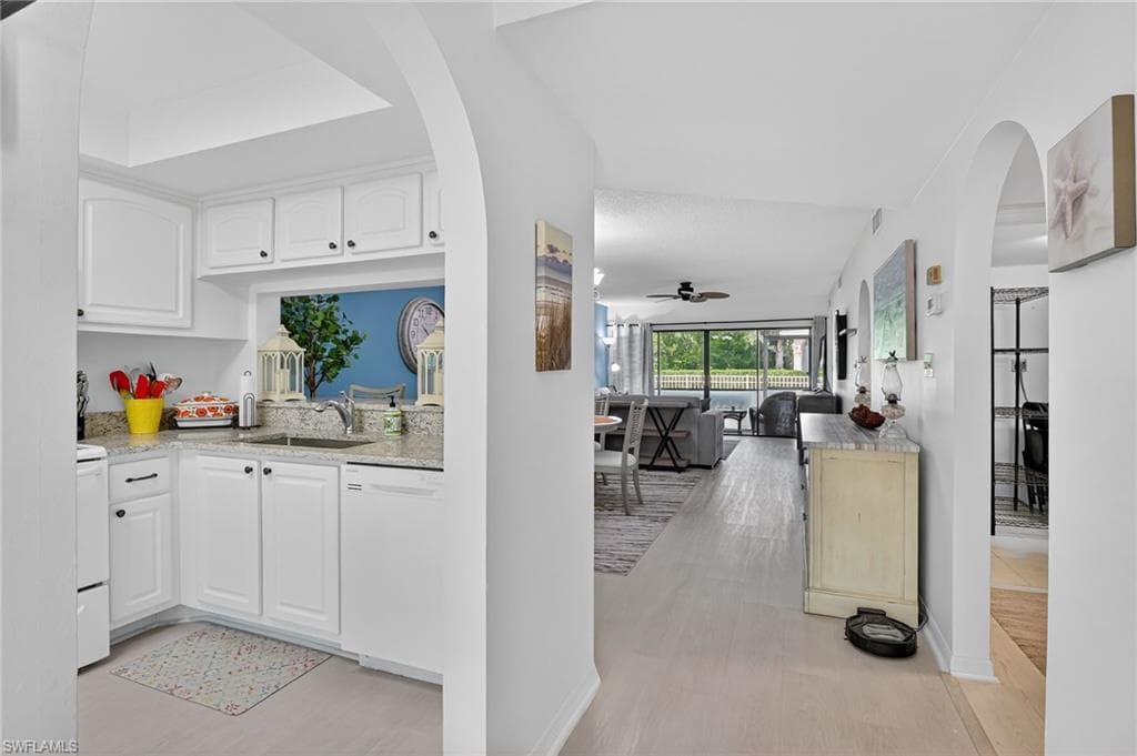 705 Augusta BLVD # 4, NAPLES FL 34113-4