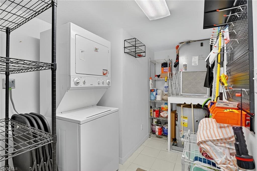 705 Augusta BLVD # 4, NAPLES FL 34113-28