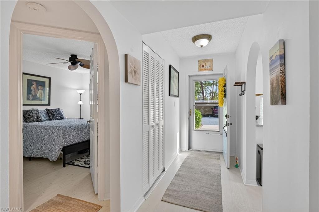 705 Augusta BLVD # 4, NAPLES FL 34113-3