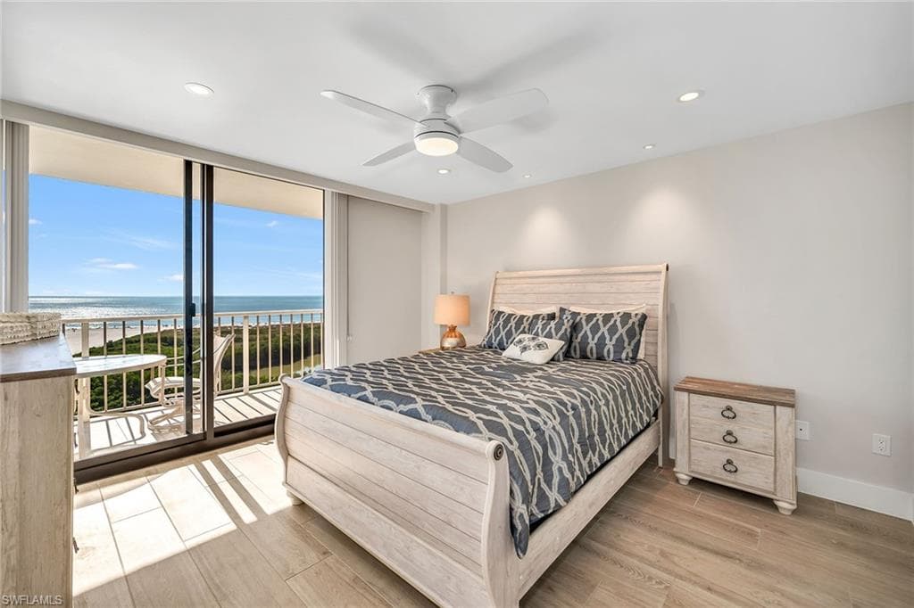 380 Seaview CT # 1405, MARCO ISLAND FL 34145-15