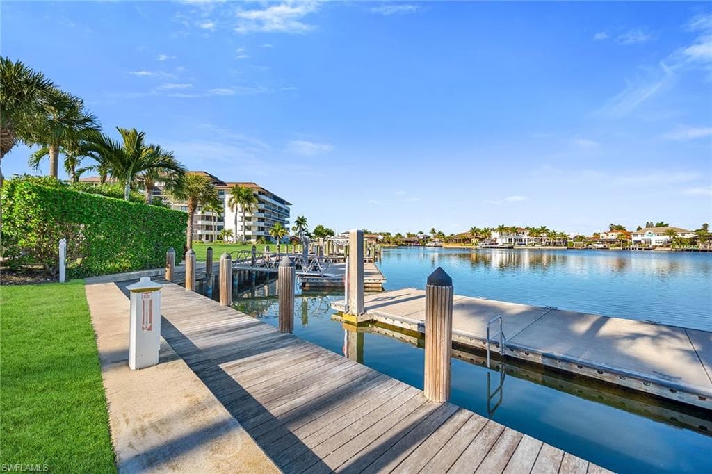 380 Seaview CT # 1405, MARCO ISLAND FL 34145-33