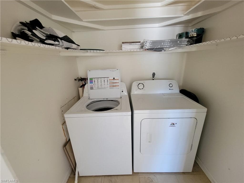 7035 Cedarhurst DR # 12C, FORT MYERS FL 33919-19