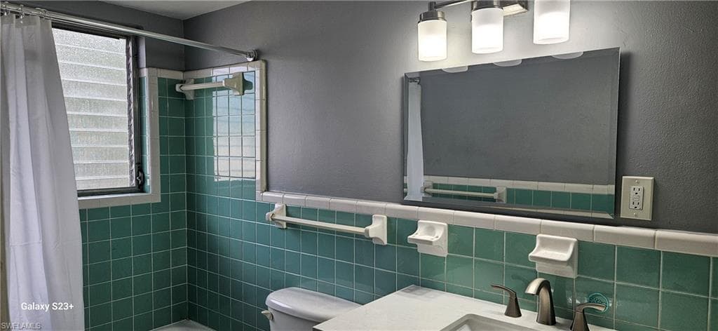 2544 1st ST # 202, FORT MYERS FL 33901-16