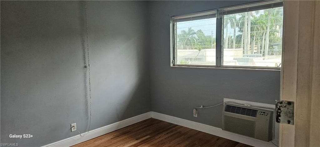 2544 1st ST # 202, FORT MYERS FL 33901-15