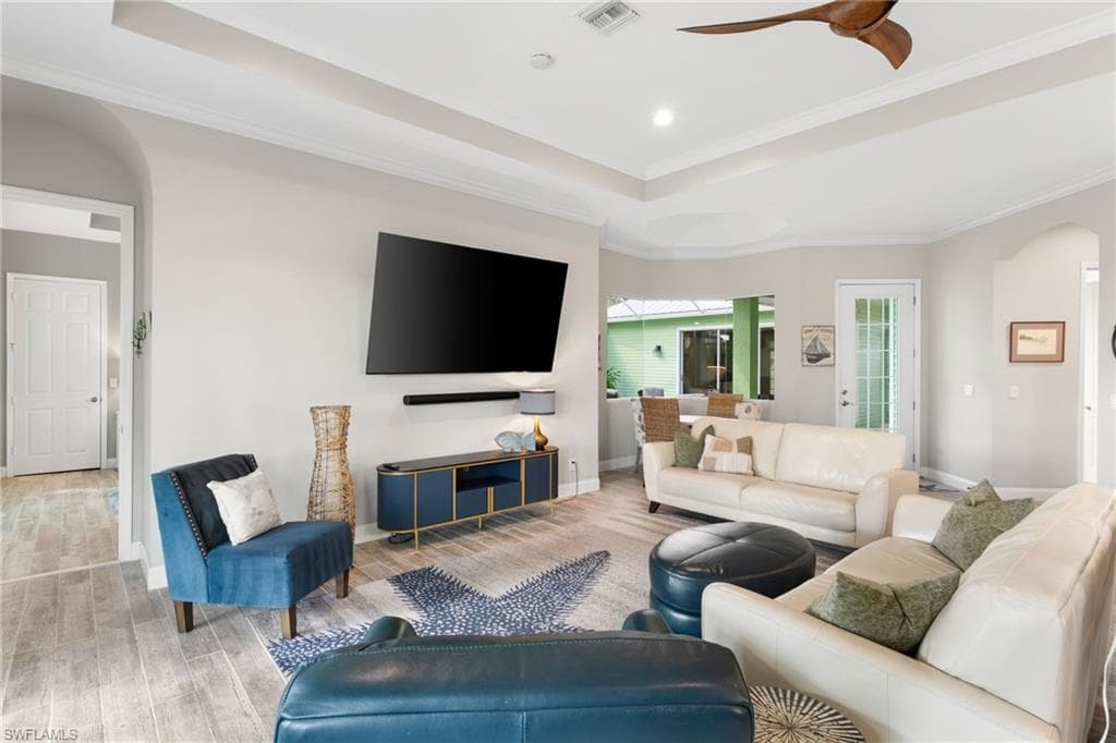 27190 Driftwood DR, BONITA SPRINGS FL 34135-3