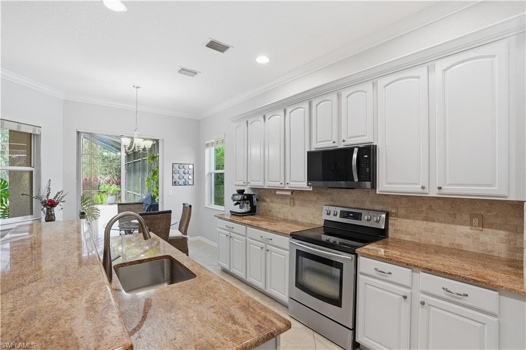 6505 Waverly Green WAY, NAPLES FL 34110-9