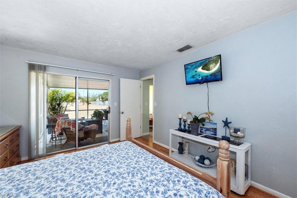 10746 Lemontree CT, LEHIGH ACRES FL 33936-15