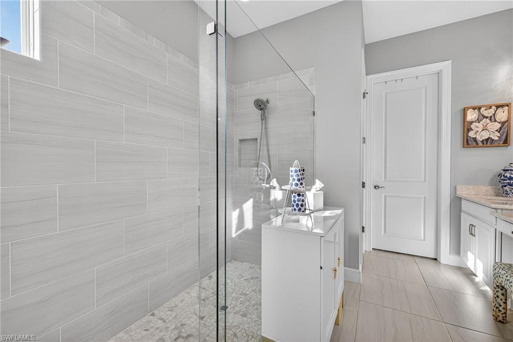 19536 Estero Pointe LN, FORT MYERS FL 33908-21