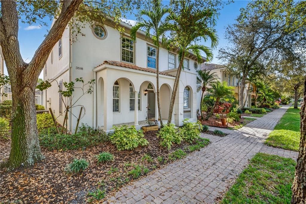 3518 Zanzibar WAY, NAPLES FL 34119-1
