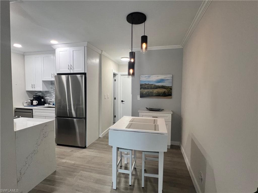 473 12th AVE S # B6, NAPLES FL 34102-7