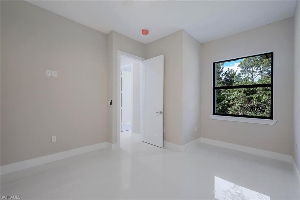 3632 3rd AVE SW, NAPLES FL 34117-19