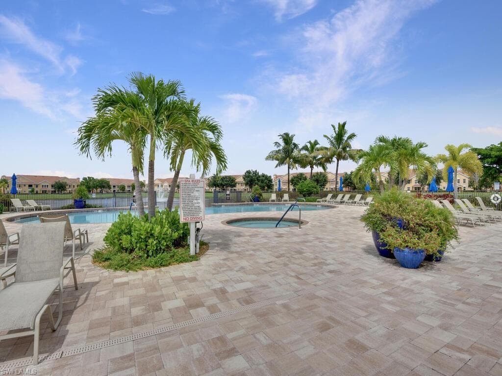 1860 Concordia Lake CIR # 603, CAPE CORAL FL 33909-35