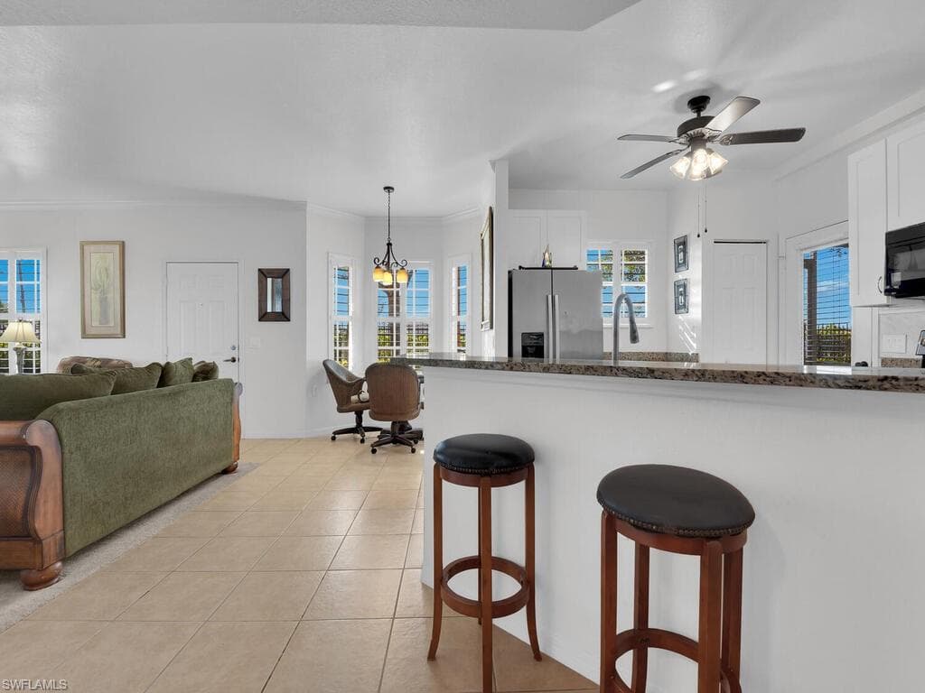 1860 Concordia Lake CIR # 603, CAPE CORAL FL 33909-4