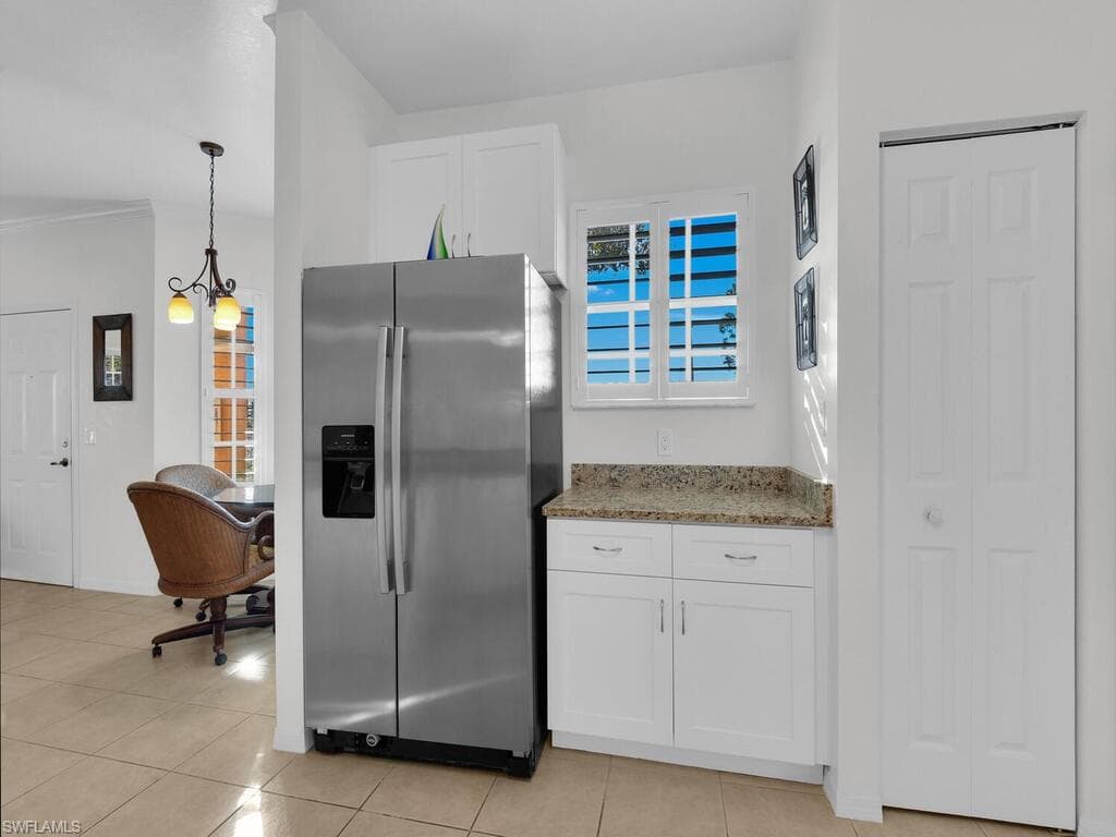1860 Concordia Lake CIR # 603, CAPE CORAL FL 33909-8