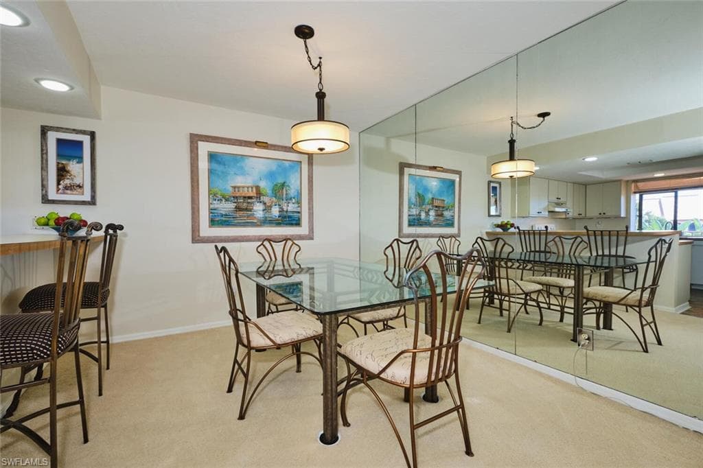 5510 SW 4th PL 106-10
