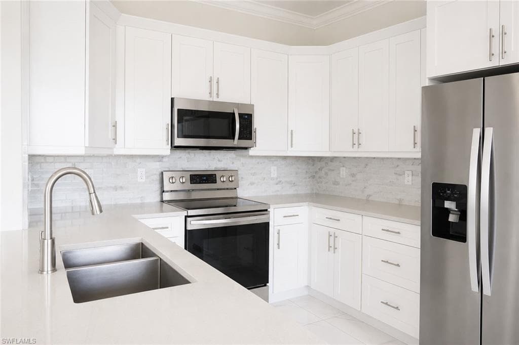 2992 41st AVE NE-19