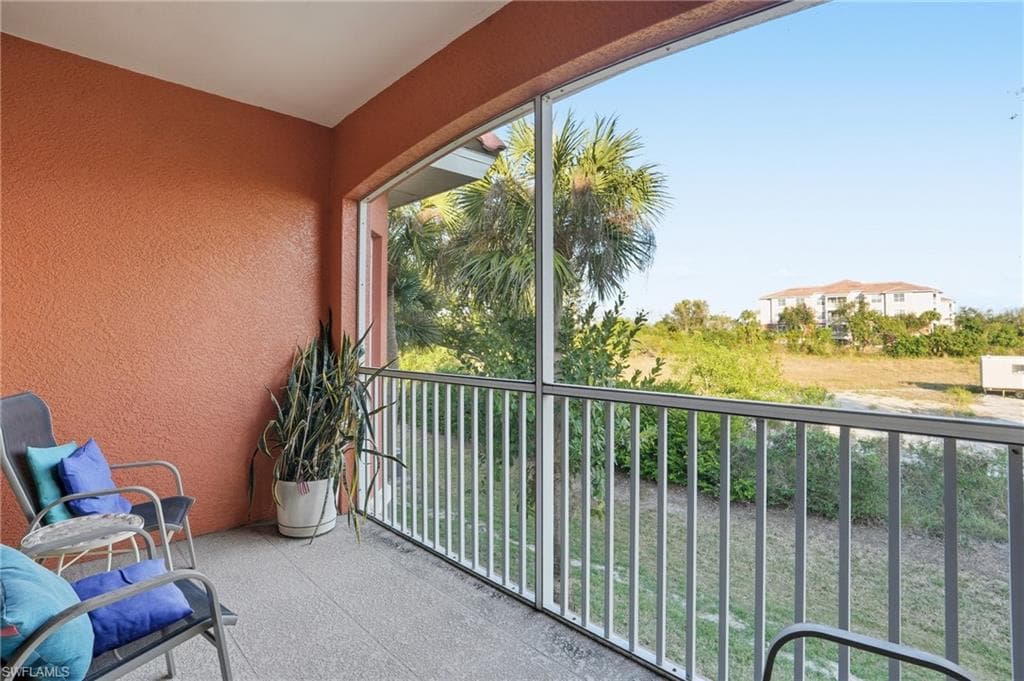 15979 Mandolin Bay DR # 202, FORT MYERS FL 33908-26