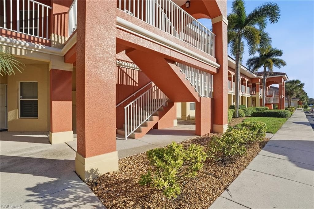 15979 Mandolin Bay DR # 202, FORT MYERS FL 33908-28