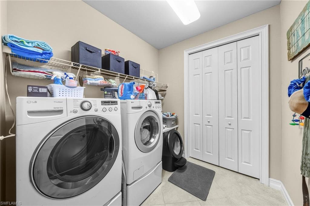 13450 Seaside Harbour DR, NORTH FORT MYERS FL 33903-22