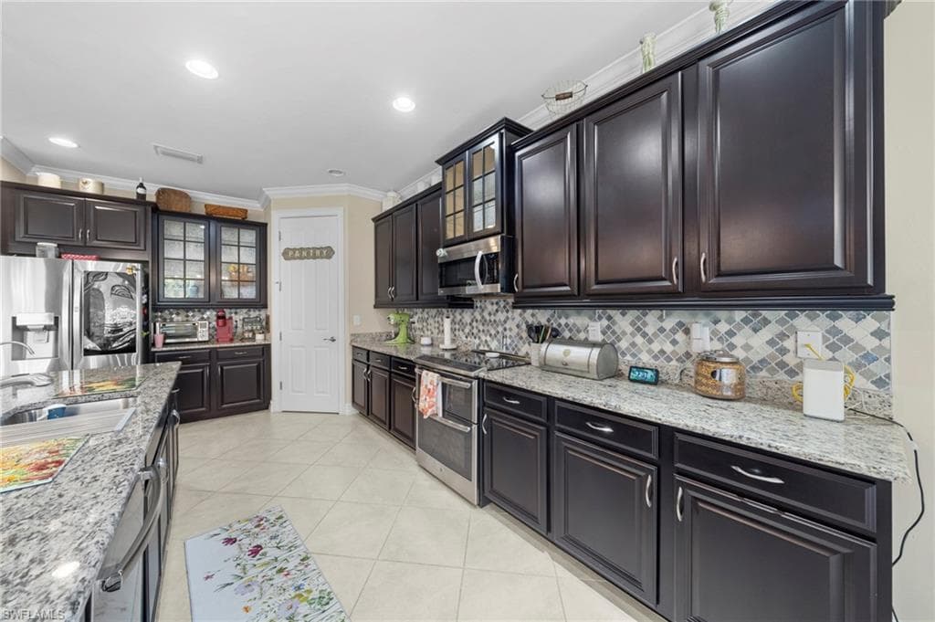 13450 Seaside Harbour DR, NORTH FORT MYERS FL 33903-8