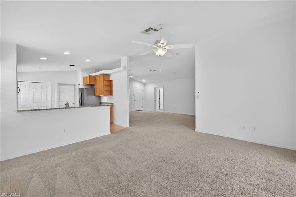 7611 Cameron CIR-12