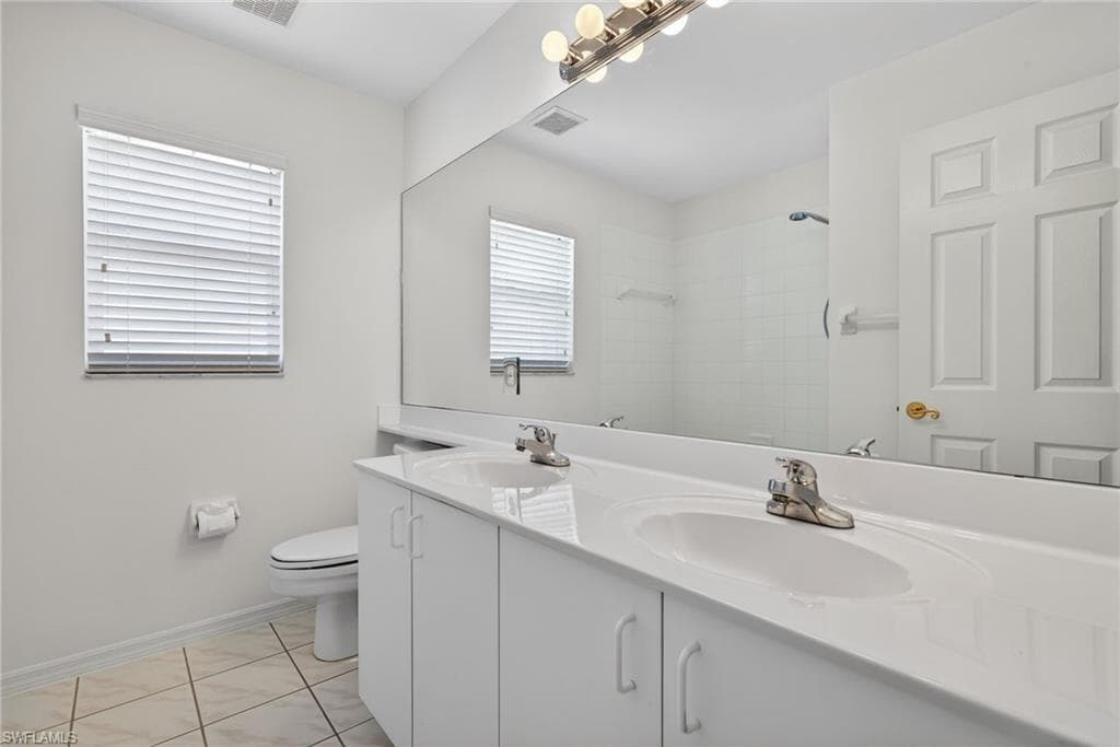 7611 Cameron CIR-21