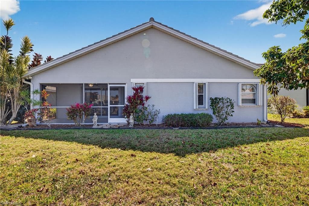 7611 Cameron CIR-27