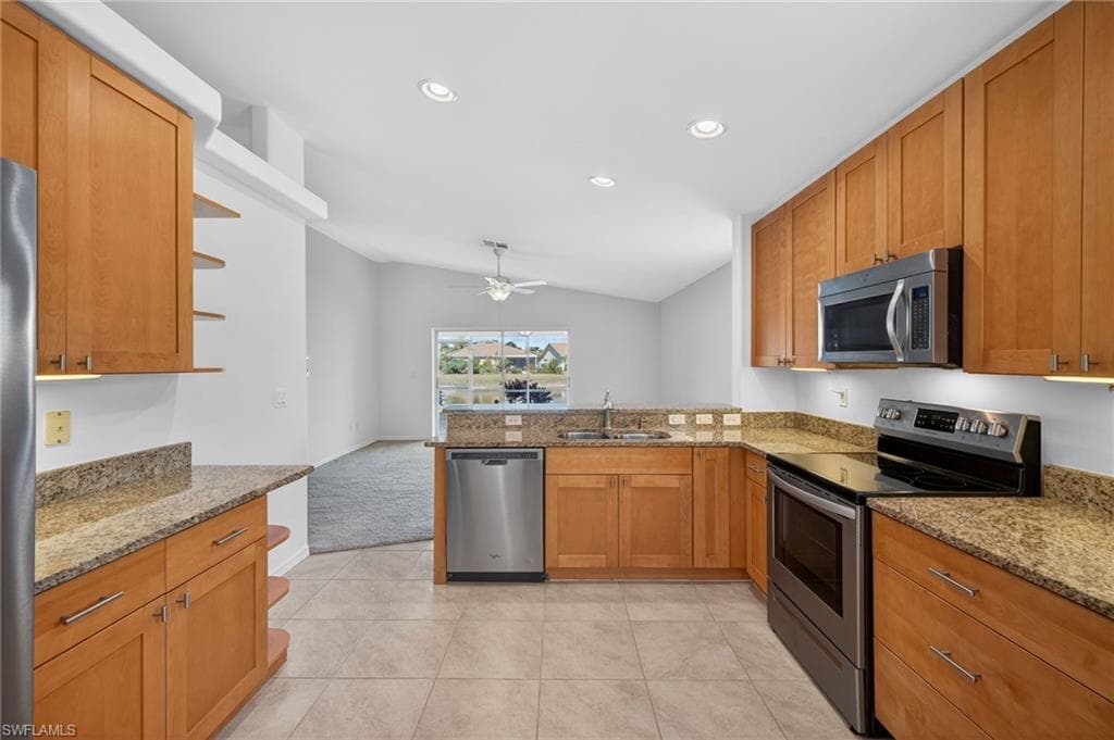 7611 Cameron CIR-4